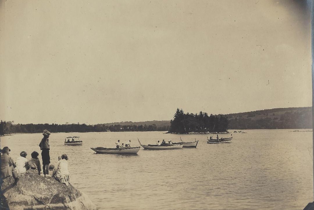 historic picture of boats between Taconnet and Blueberry islands